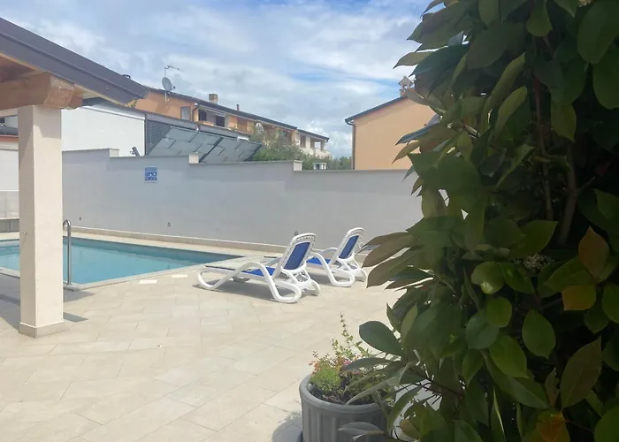 Villa Silver Novigrad With Private Pool
