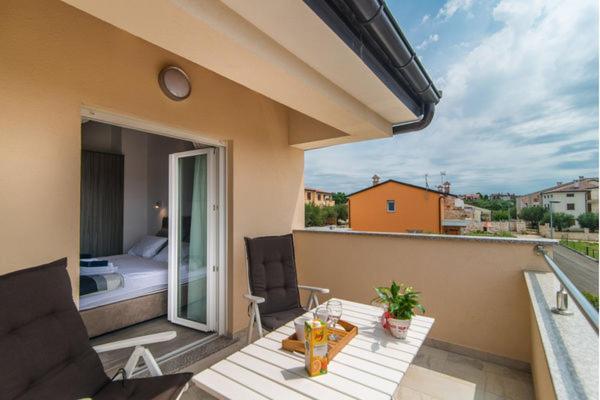 Silver Novigrad With Private Pool *